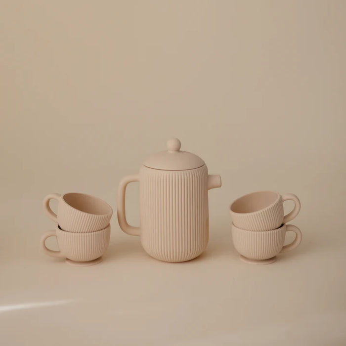 MUSHIE - SILICONE TEA PLAY SET SHIFTING SAND