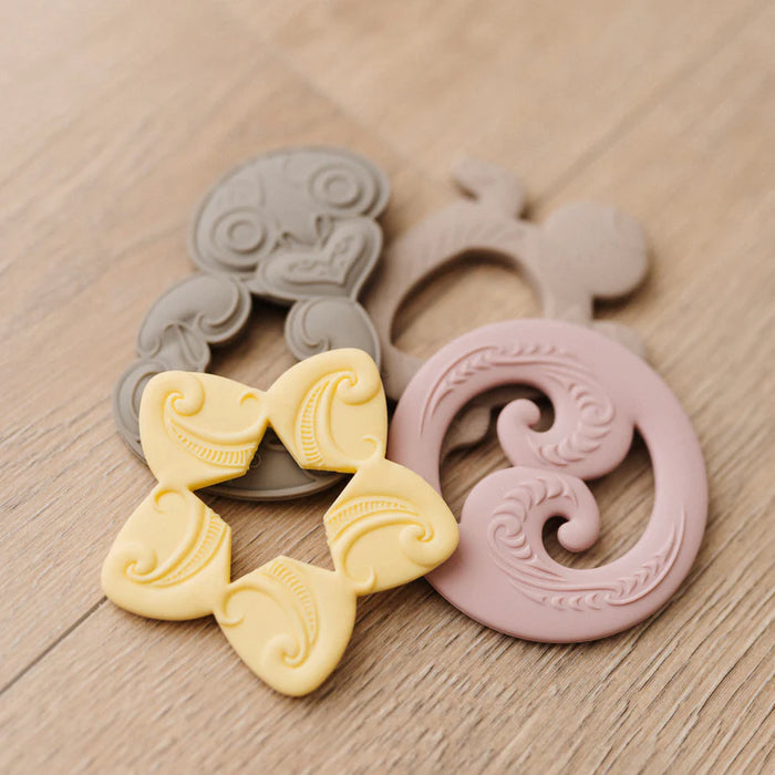 BO & KO - WHETU TEETHER