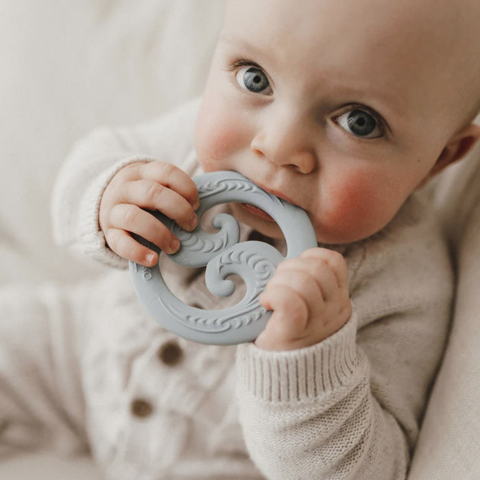 BO & KO - KORU TEETHER DUCK EGG