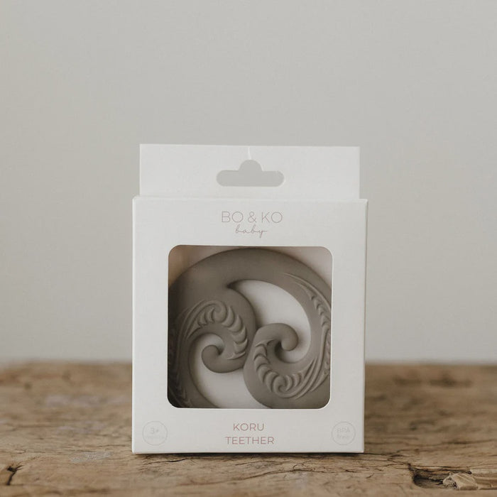 BO & KO - KORU TEETHER OLIVE