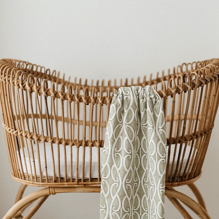 BO & KO - TE PĀTIKI WRAP GREEN