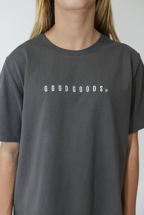 GOOD GOODS - FIA TEE CHARCOAL