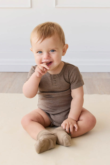 JAMIE KAY - ORGANIC COTTON MODAL DARCY RIB TEE BODYSUIT BROWNIE MARLE