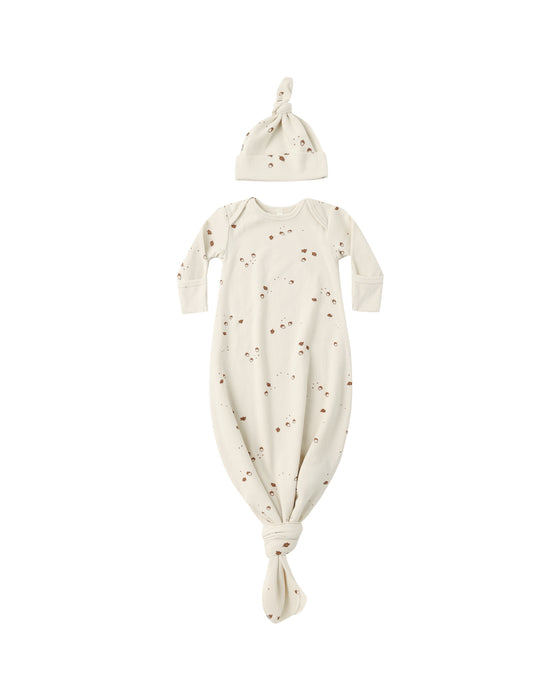 QUINCY MAE - KNOTTED BABY GOWN & HAT SET ACORNS
