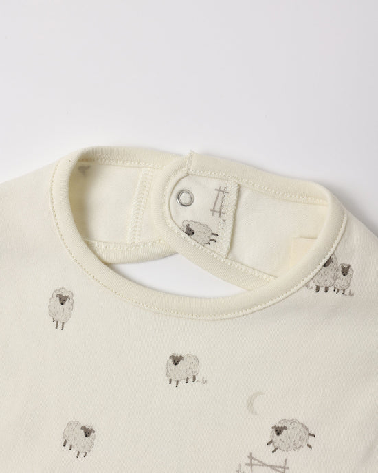 QUINCY MAE - SNAP BIB 2 PACK SHEEP + CLOUD STRIPE