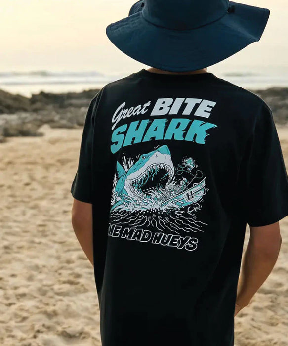 THE MAD HUEYS - GREAT BITE SHARK TEE BLACK