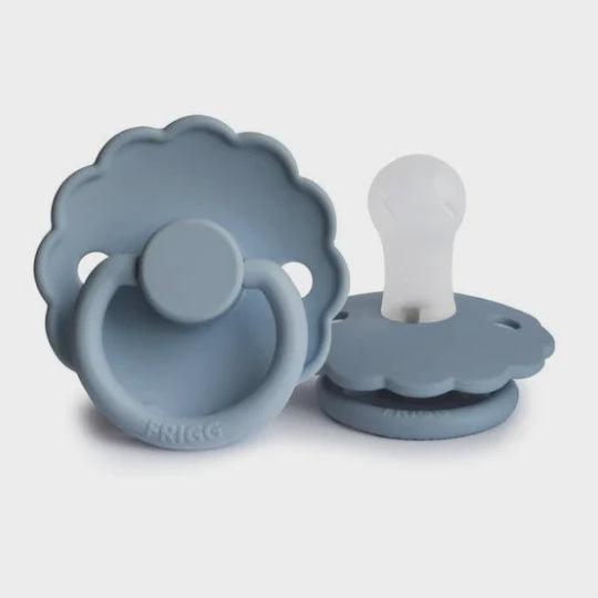 FRIGG DAISY LATEX PACIFIER - GLACIER BLUE - The Kids Store